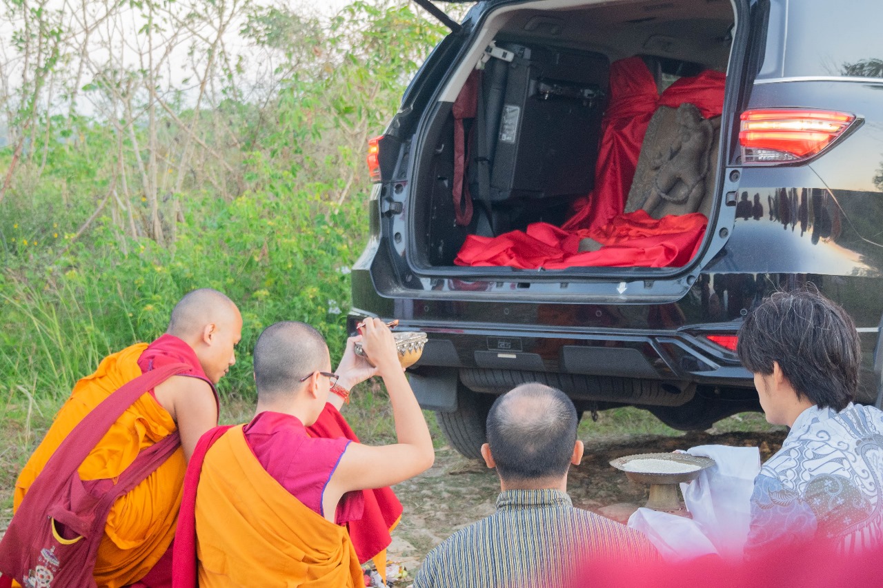 Penyambutan Pratima Bhagavati Vajrayogini
